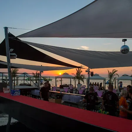 Katoro Plava Laguna Διαμέρισμα