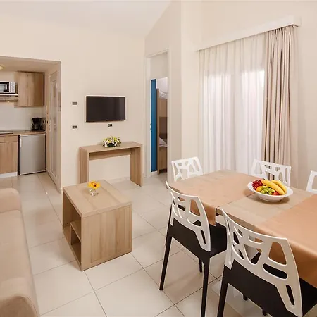 Katoro Plava Laguna * Ουμάγκ