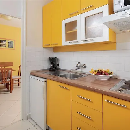 Apartment Katoro Plava Laguna