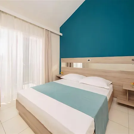 Katoro Plava Laguna