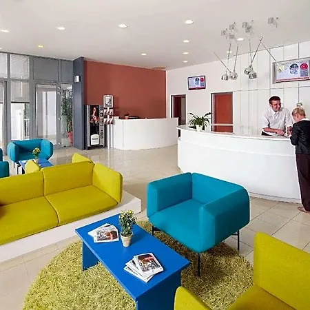 Katoro Plava Laguna *