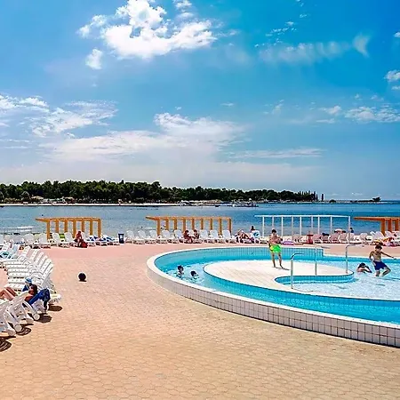Katoro Plava Laguna Apartmán