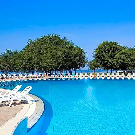 Katoro Plava Laguna