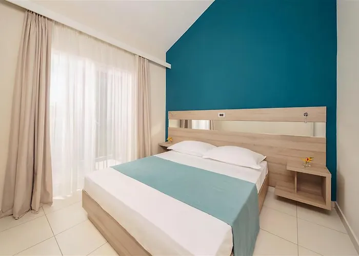 Katoro Plava Laguna