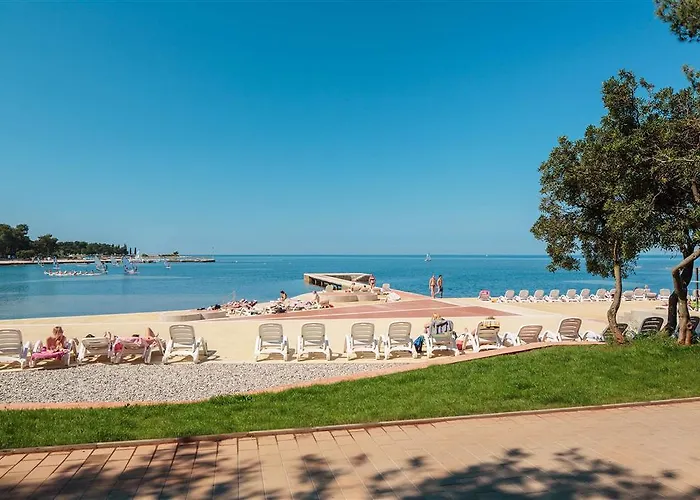 Katoro Plava Laguna *